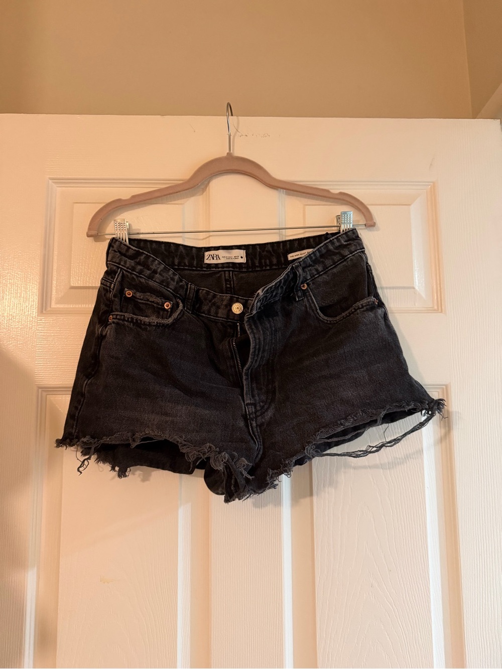 ZARA Washed Black Distressed Denim Shorts